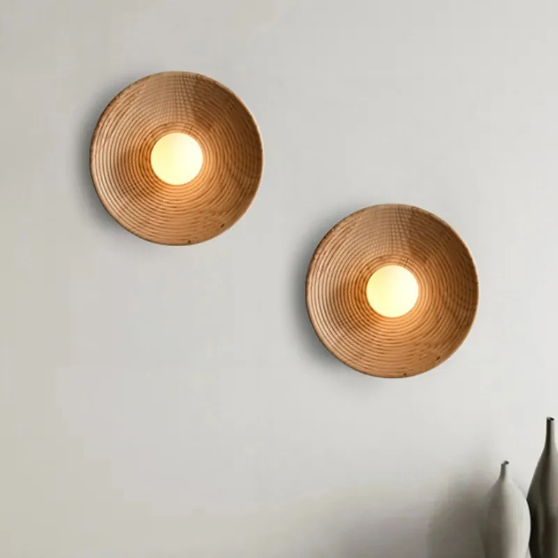 Round Wood Lamp